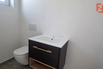 Casă cu 4 camere în Urseni