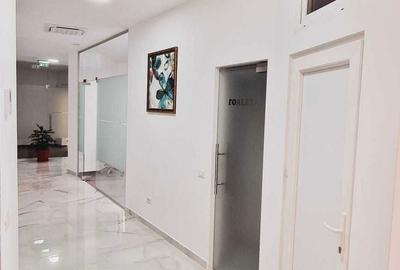 Spațiu comercial, de 120 mp, în Central - 1