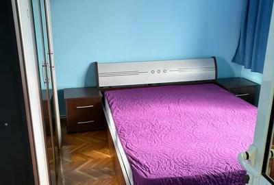 Inchiriez apartament 3 camere - 4