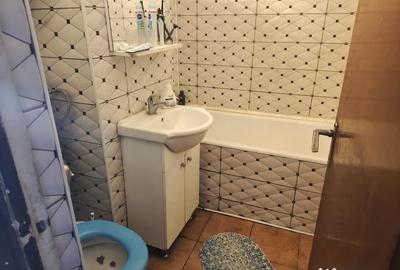 Apartament cu 2 camere decomandat în Vitan - 4