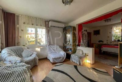 Casa 7 camere de vanzare in Floresti - 5