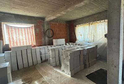 Casa de vanzare tip duplex - Domne?ti - 1