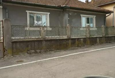Casa de vinzare - 1