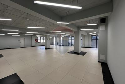 Spatiu comercial modern de inchiriat / 2 locuri de parcare - 27