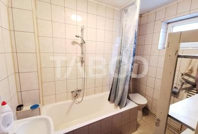 Casa de vanzare cu 3 camere la doar 10 minute centrul Sibiului - 4