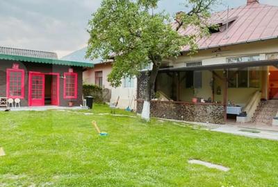 Casă cu 3 camere cu Teren 2000 Mp în Moreni - 2