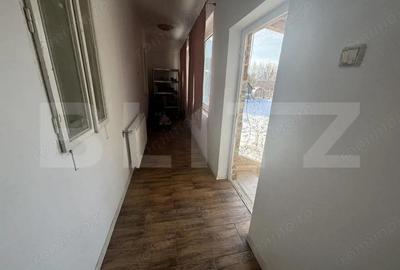 Casă cu 4 camere cu Teren 3800 Mp în Central