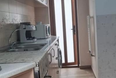 Casa 3 camere + spatiu comercial zona centrala Odobesti - 9