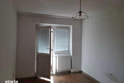 Apartament cu 2 camere decomandat în Central - 3