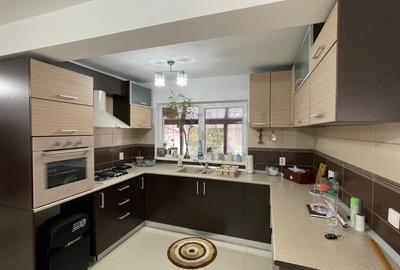 Casă individuală cu 7 camere cu Canalizare în Chiajna - 14