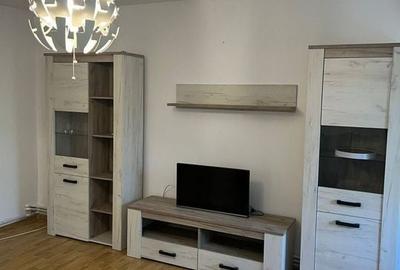 Apartament cu 3 camere decomandat, mobilat în Lujerului
