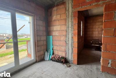 Casă cu 4 camere cu Teren 350 Mp în Tipografilor - 17