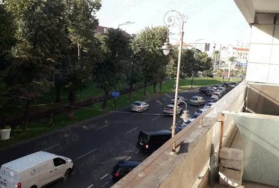 Garsonieră decomandată în Podgoria - 4