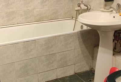 Apartament cu 2 camere semidecomandat în Moșilor - 1