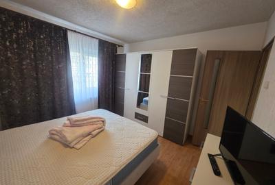 Inchiriez apartament 3 camere central - 8
