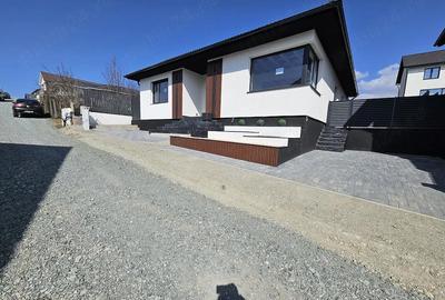 Casă cu Teren 390 Mp în Șura Mare - 2