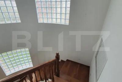 Casă cu 5 camere cu Teren 2500 Mp în Buciumeni - 14