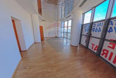 Birou, de 39 mp, în Ultracentral - 3