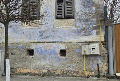 Casă cu 4 camere în Central - 2