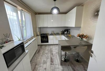 Apartament 3 camere , etaj 1 - 2