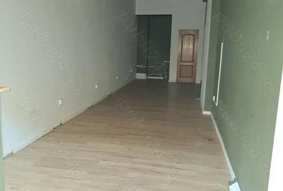 Spațiu comercial, de 38 mp, în Central - 2