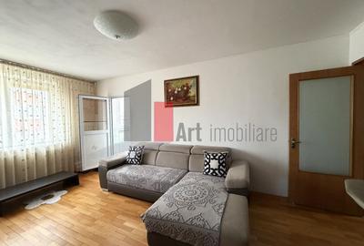 Apartament cu 4 camere decomandat în Apărătorii Patriei - 3