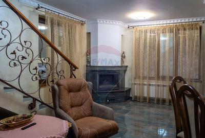 Casă cu 1 camere cu Teren 646 Mp în Valea Alba - 1