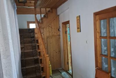 Casă cu 5 camere cu Teren 600 Mp în Central - 2