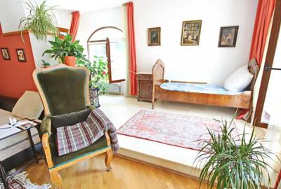 Apartament cu 3 camere decomandat în Centrul Istoric - 8