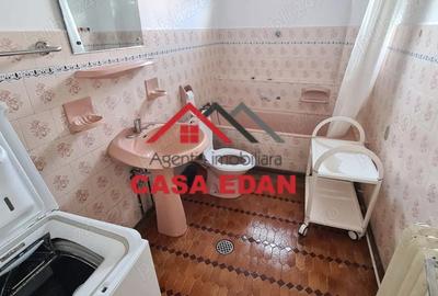 Casa in Poiana Campina--1800 lei - 11