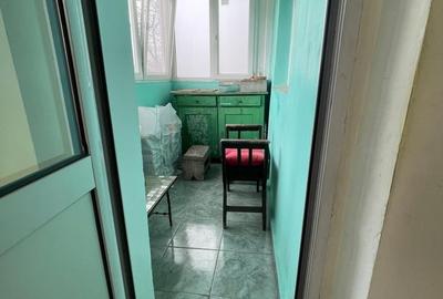 Apartament cu 3 camere decomandat în Gorjului - 13