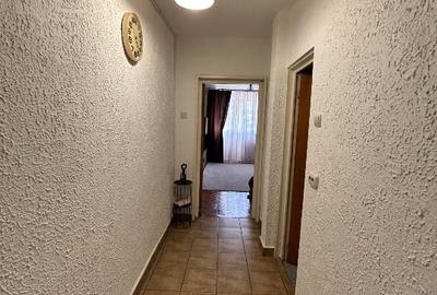 Apartament cu 2 camere semidecomandat, mobilat în Central - 4