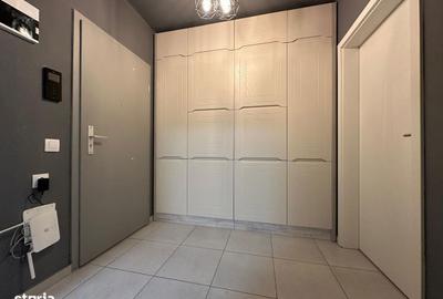 Apartament cu 2 camere, mobilat în Tractorul - 8