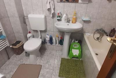 Apartament cu 2 camere decomandat în Republicii - 3