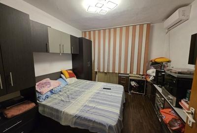 Theodor Pallady, 5 minute metrou 1 Decembrie 1918, pe strada Becatei - 9