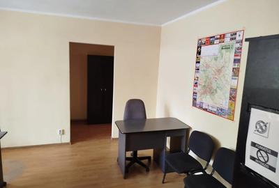 Spațiu comercial, de 46 mp, în Policlinica - 3