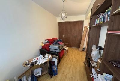 Etaj 1 Ap 1 Camera Decomandat Bloc 2015 Cartier Visoianu - 2