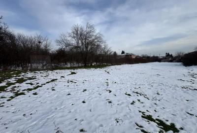 Teren de 937 mp, în Olteni