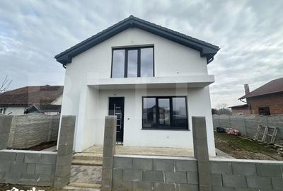 Casă cu 4 camere cu Teren 300 Mp în Lazuri - 1