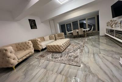 Apartament cu 4 camere decomandat în Central - 4