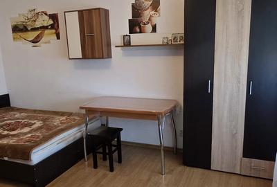 350euro/luna, apartament 1 camera, Bdul Independentei UMF - 4