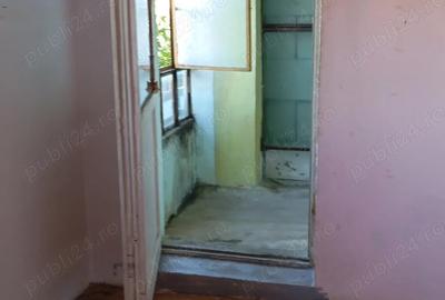 Garsoniera de vanzare