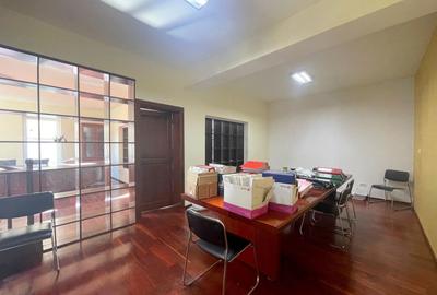 Spațiu de birouri / clinică de vanzare - 36