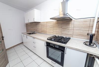 Apartament cu 2 camere semidecomandat, mobilat în Tineretului - 9