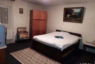 Casa cu etaj 120mp - 2