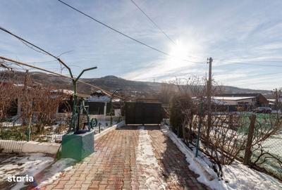 Casă cu 4 camere în Izvorani - 14