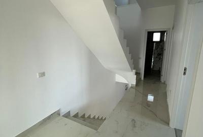 Casă cu 4 camere cu Teren 300 Mp în Central - 6