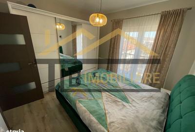 Apartament cu 3 camere, mobilat în Unirii