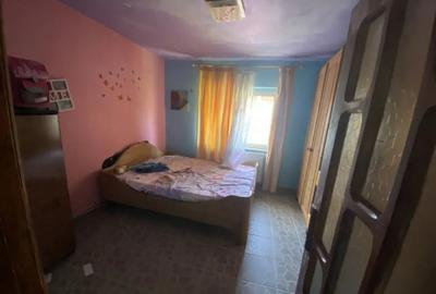 Apartament cu 3 camere decomandat, mobilat în Filiași - 4