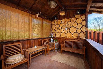 Casă individuală cu 7 camere cu Teren 825 Mp în Bucium - 5